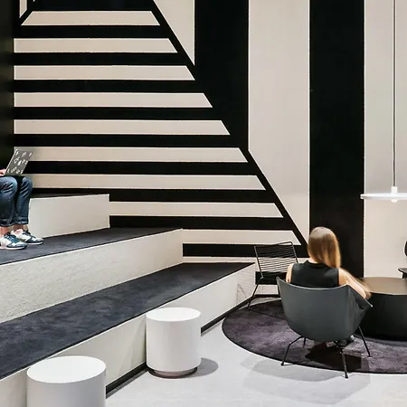 Hotell The Social Hub