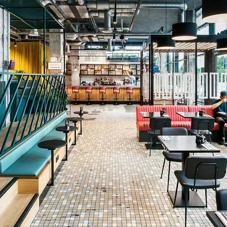 The Social Hub Hotel