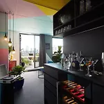 Hotel The Social Hub 3*