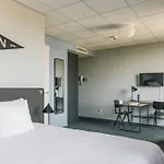 Hotel The Social Hub 3*