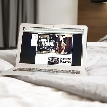 The Social Hub Отель 3*