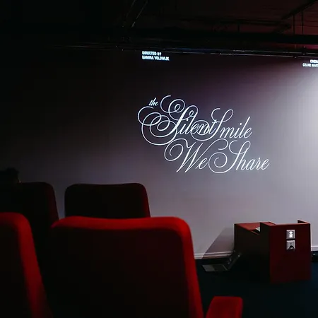 The Social Hub Отель 3*