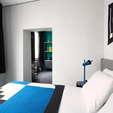 Отель The Social Hub Роттердам