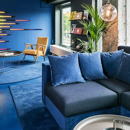 The Social Hub Отель