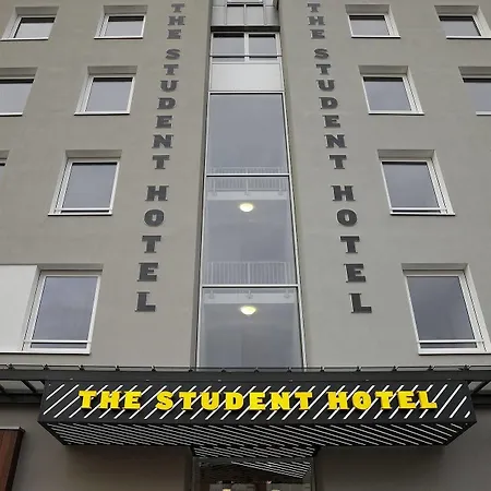 Отель The Social Hub Роттердам