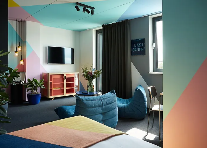 The Social Hub Hotel 3*