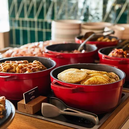 The Social Hub 3* Rotterdam