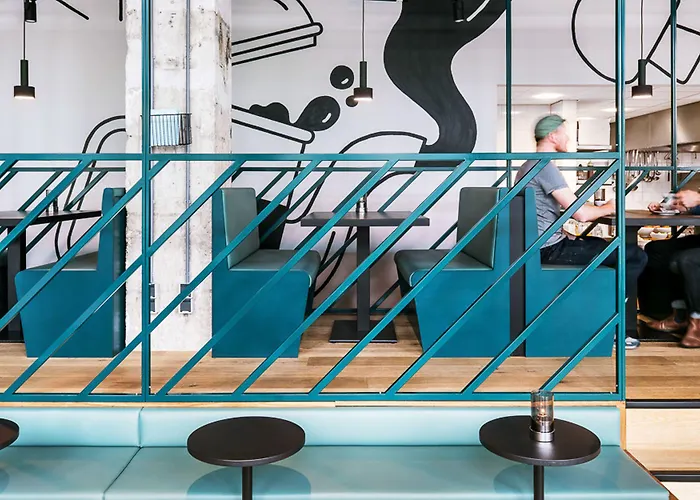 Hotel The Social Hub 3*