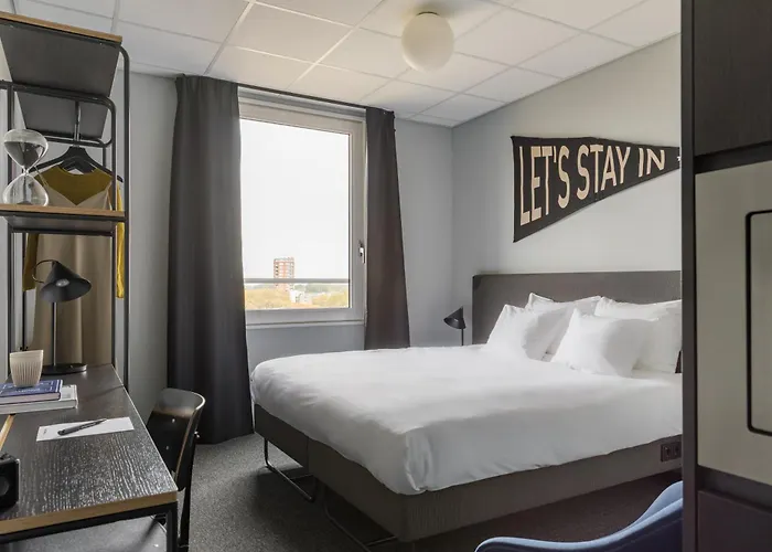 The Social Hub Hotel 3*